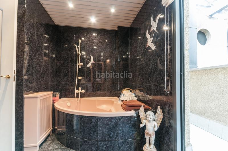 Foto a1220acd-bdb9-48a5-893c-951a8f2e2485. Penthouse with heating parking in La Nova Esquerra de l´Eixample Barcelona
