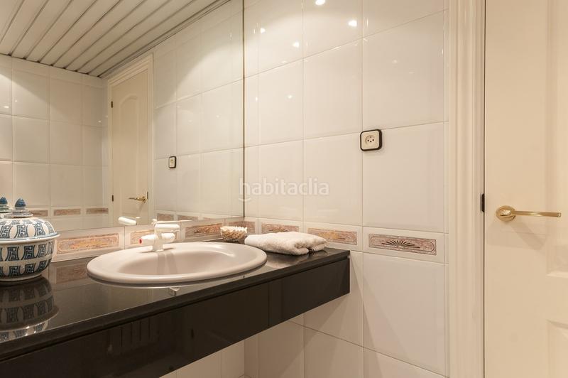 Foto a492a9d3-4726-4e25-9a7c-df2598d595bf. Penthouse with heating parking in La Nova Esquerra de l´Eixample Barcelona