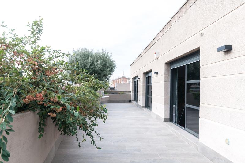 Foto fc0a97a9-5a87-43c7-952a-af12087d5789. Penthouse with heating parking in La Nova Esquerra de l´Eixample Barcelona