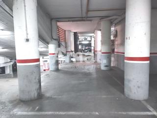 Rent Car parking  Violant d'hongria