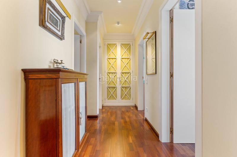 Foto 4c572536-12bf-46d7-91b3-ef9fd0cdf96b. Casa amb calefacció aparcament a La Plana-Bellsoleig Sant Just Desvern