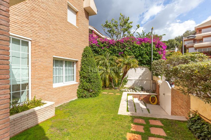 Foto cfcc23b4-5805-4b08-9d2c-7d04cddc0a03. Casa amb calefacció aparcament a La Plana-Bellsoleig Sant Just Desvern