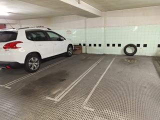 Parking coche  Corsega (cont)