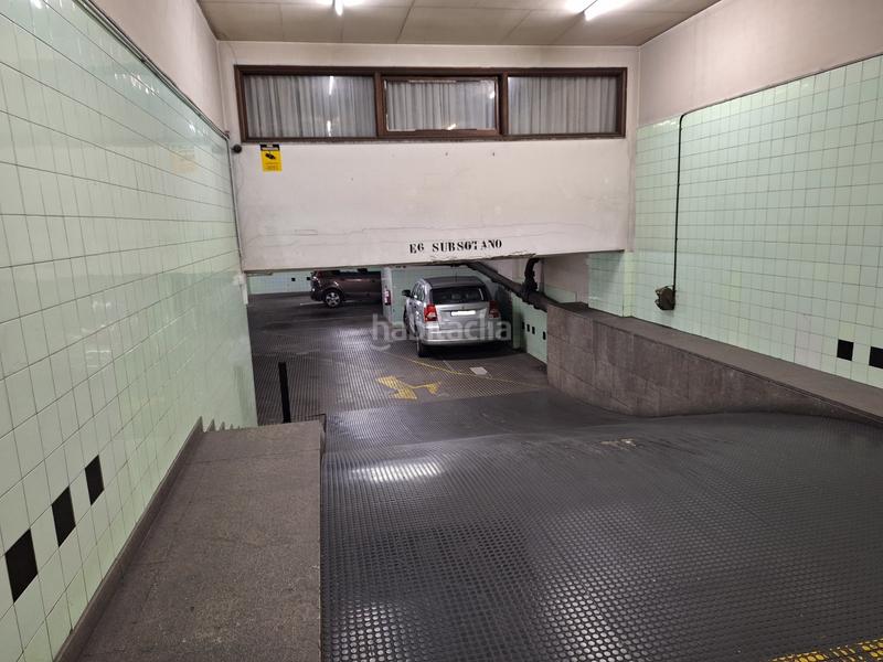 Foto f06031fc-42d2-4b0e-82dc-a5ab950865cb. Autoparkplatz in L´Antiga Esquerra de l´Eixample Barcelona