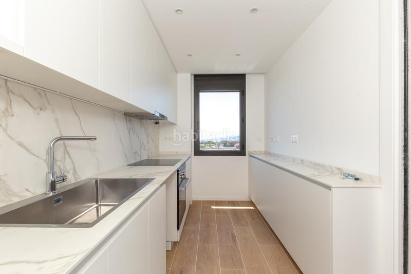 Foto 0c232715-2a40-468c-b651-726c3bb75e95. Location appartement avec chauffage parking piscine dans Esplugues de Llobregat