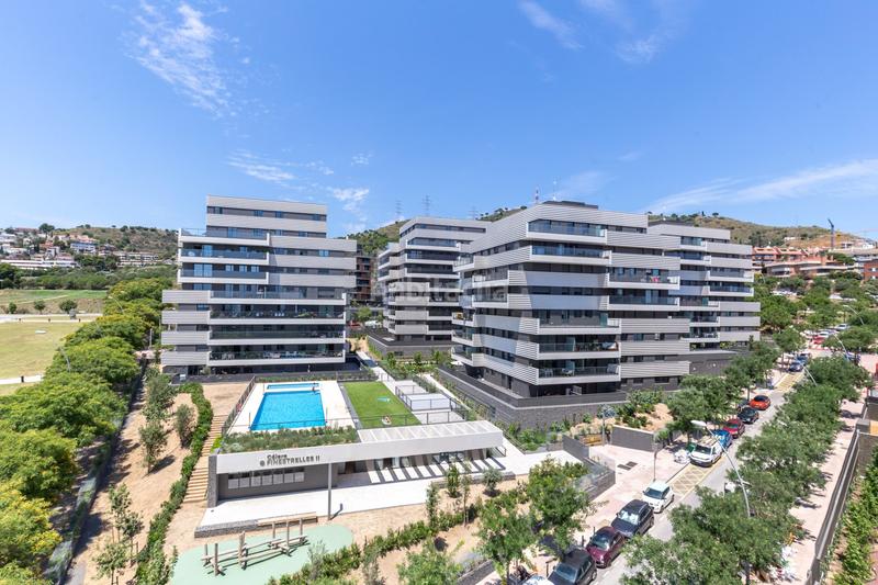 Foto a7a334e1-2536-4fde-a6d6-6b6c2d79cb91. Location appartement avec chauffage parking piscine dans Esplugues de Llobregat