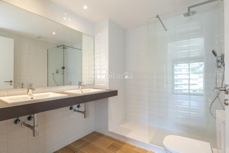 Foto e4089823-d5f4-48ea-85f5-dbc01f1b76d5. Location appartement avec chauffage parking piscine dans Esplugues de Llobregat