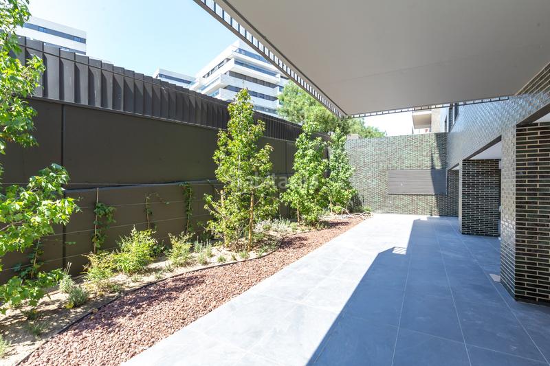 Foto ebca21e9-659c-416d-9160-cba94a38f787. Location appartement avec chauffage parking piscine dans Esplugues de Llobregat