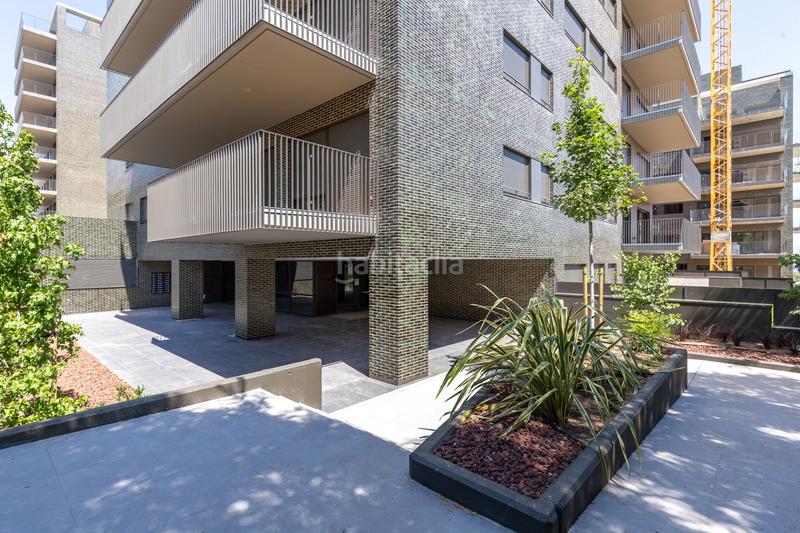 Foto b1ca7045-19cc-4cec-bfb1-3f5db105f436. Rent flat with heating parking pool in Finestrelles Esplugues de Llobregat
