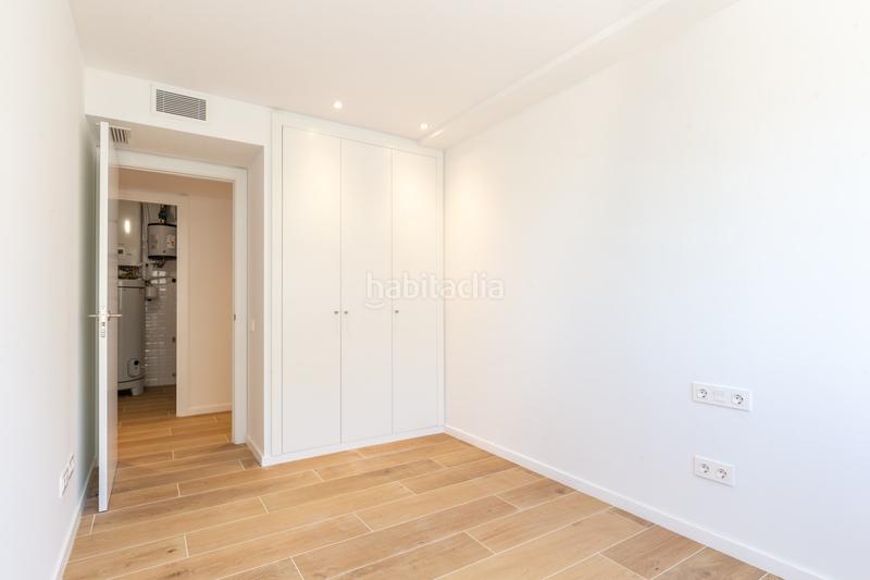 Foto 7b40377e-8c96-4e5b-bdf8-dbd130b1e14d. Location rez-de-chaussée avec chauffage parking piscine dans Esplugues de Llobregat