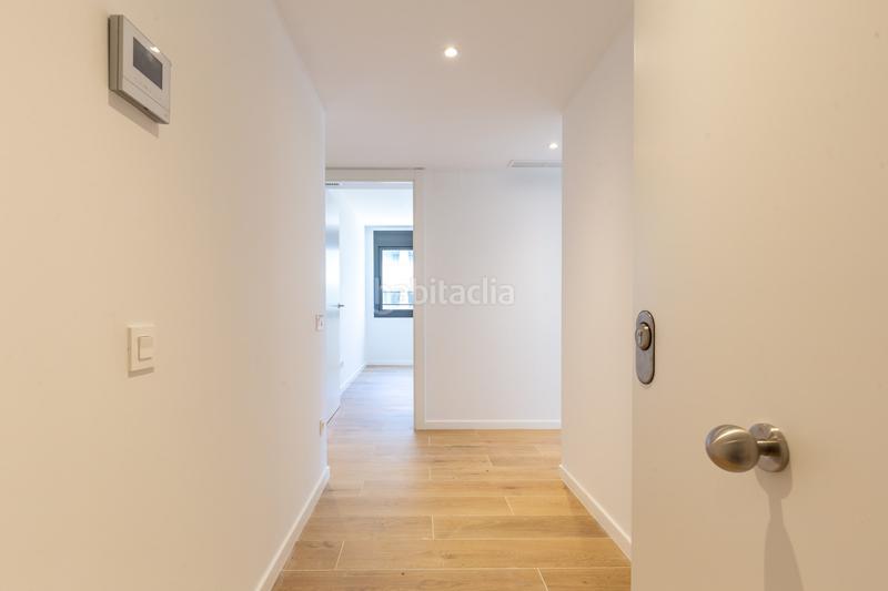 Foto b8aefdce-87dd-432b-b8ed-f9b1cb5d47bb. Location rez-de-chaussée avec chauffage parking piscine dans Esplugues de Llobregat