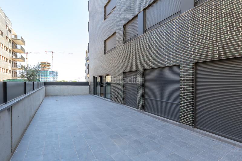 Foto dbfb1ef1-c768-413b-b8aa-5f06ce43133f. Location rez-de-chaussée avec chauffage parking piscine dans Esplugues de Llobregat