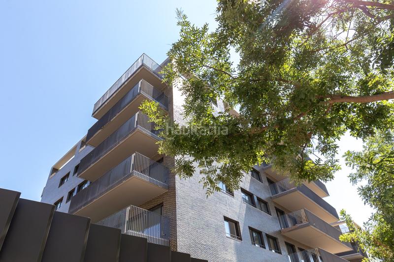 Foto edd5d7a5-74eb-4894-9d62-dadc063c88a1. Location rez-de-chaussée avec chauffage parking piscine dans Esplugues de Llobregat