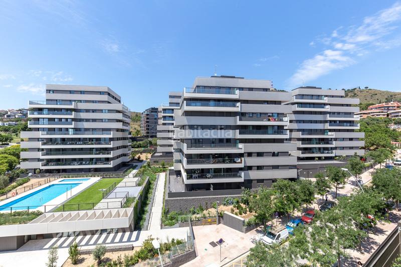 Foto 2525db05-bdf7-44d3-bfd8-62aa5a9b09cb. Miete etagenwohnung mit heizung parking pool in Finestrelles Esplugues de Llobregat