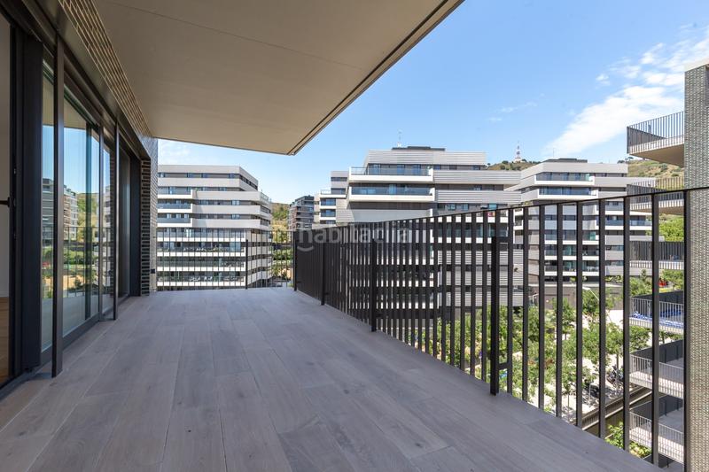 Foto a47a22cd-4aef-4b16-835d-320417873055. Alquiler piso en Finestrelles Esplugues de Llobregat