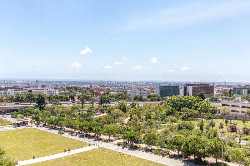 Foto bfa6f016-5615-4068-88f1-63aa163bf3f8. Alquiler piso en Finestrelles Esplugues de Llobregat