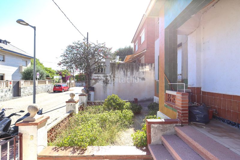 Foto 0c7f31b5-26df-4827-9f39-f9357d6116e9. Casa amb aparcament a La Plana-Bellsoleig Sant Just Desvern