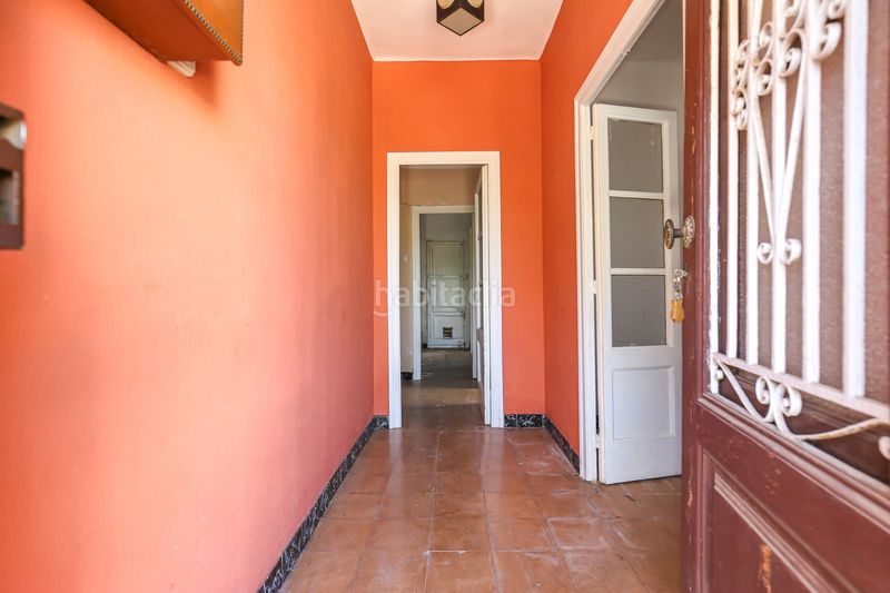 Foto 7b2dcb92-84a2-4e43-a724-f5611ad80cd4. Casa amb aparcament a La Plana-Bellsoleig Sant Just Desvern