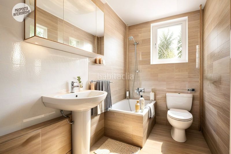 Foto f6a64185-fce9-46b5-9451-02625e68dc74. Casa amb aparcament a La Plana-Bellsoleig Sant Just Desvern