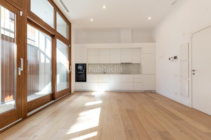 Foto 10c96c52-858c-4715-94b2-984c8b49a8a8. Ground floor with heating in Sant Andreu de Palomar Barcelona