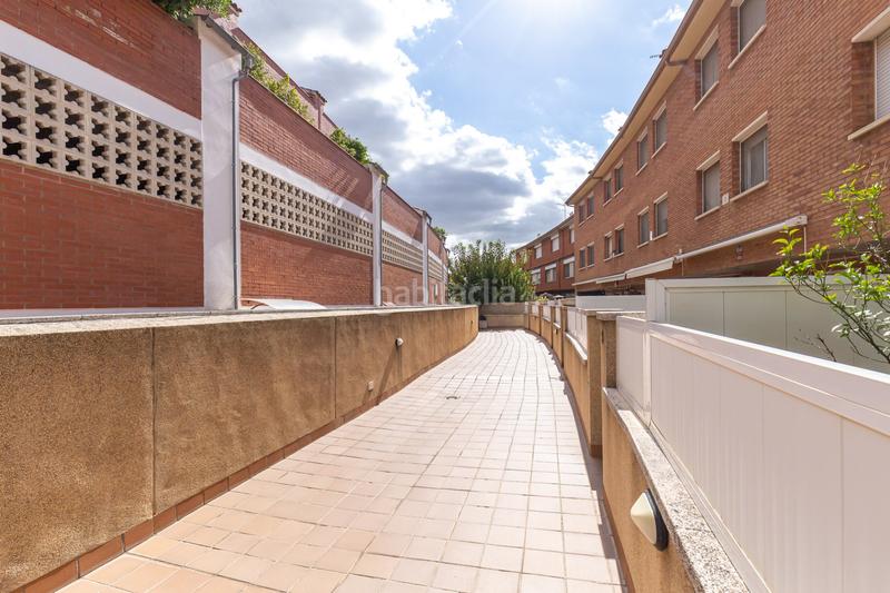 Foto 5c2ddf84-7ad1-488b-a10e-978435401673. Casa adossada amb calefacció aparcament a Mas Lluí Sant Feliu de Llobregat