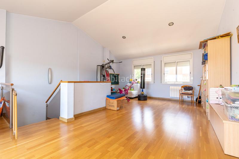 Foto 7c9a4d45-590b-4d22-b879-50d4c825b9f5. Casa adossada amb calefacció aparcament a Mas Lluí Sant Feliu de Llobregat