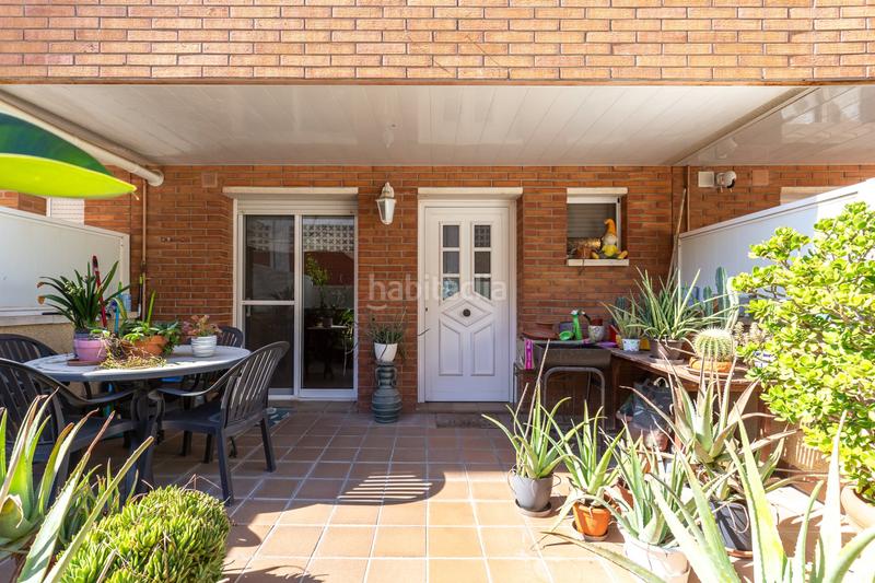 Foto aaf552a3-3546-4a4f-9cbf-a23754283721. Casa adossada amb calefacció aparcament a Mas Lluí Sant Feliu de Llobregat