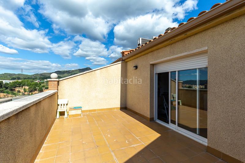 Foto b8123dd4-50c0-4281-9b4c-0294a1e5a0ff. Casa adossada amb calefacció aparcament a Mas Lluí Sant Feliu de Llobregat