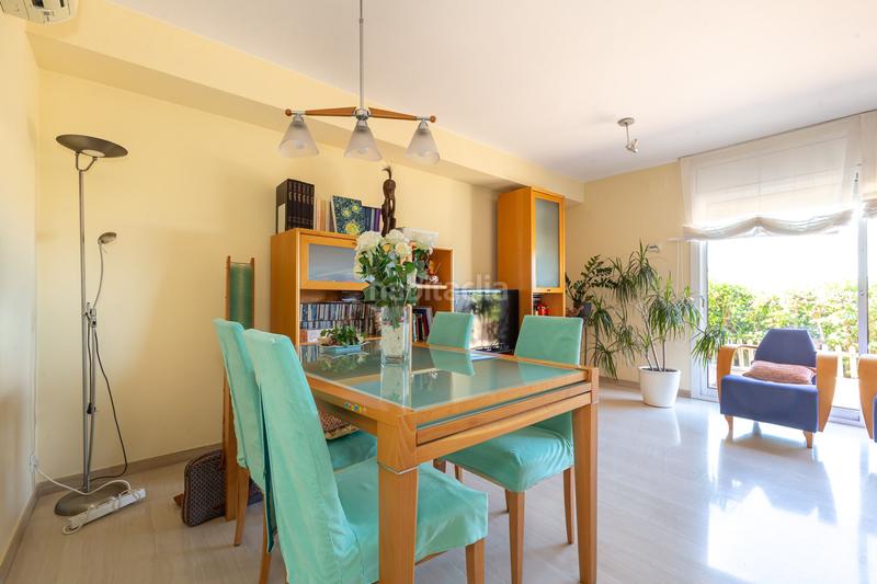 Foto c8774ba2-d9a9-41e5-9fc9-bae2d2e7b67a. Casa adossada amb calefacció aparcament a Mas Lluí Sant Feliu de Llobregat