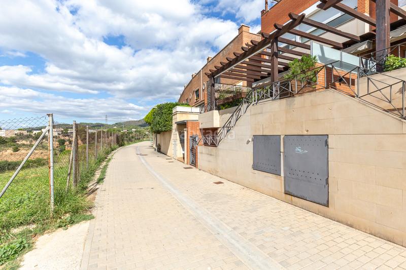 Foto d5fc3382-6f05-48b1-8f9b-fd857212b5fa. Casa adossada amb calefacció aparcament a Mas Lluí Sant Feliu de Llobregat