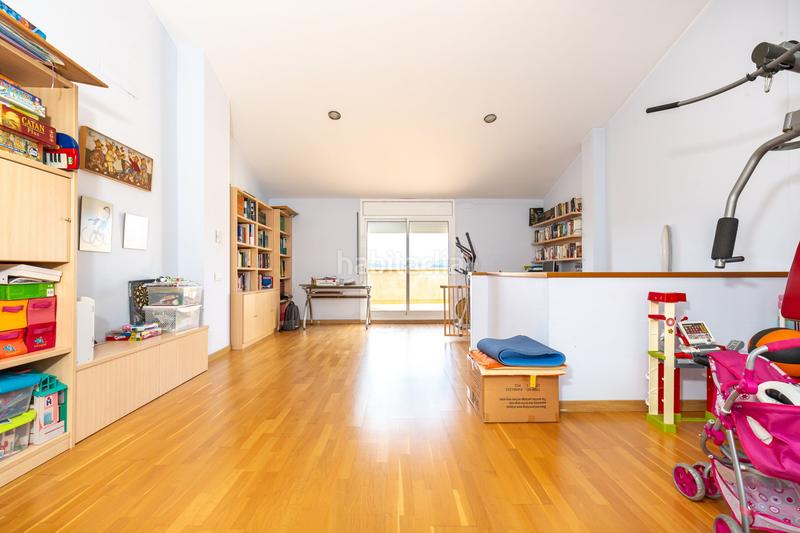 Foto dc99d345-5c02-40d2-ba7c-37bac6064b8c. Casa adossada amb calefacció aparcament a Mas Lluí Sant Feliu de Llobregat