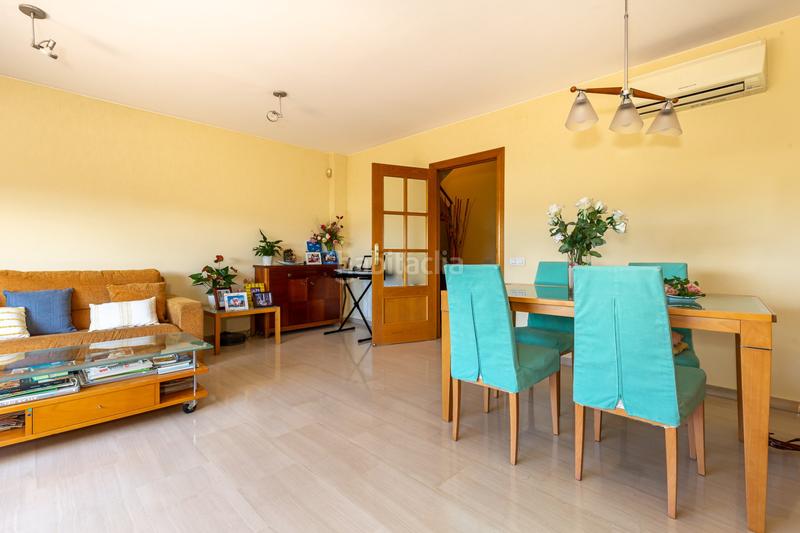 Foto e46a24a8-070e-402d-8099-df0edf9b7a65. Casa adossada amb calefacció aparcament a Mas Lluí Sant Feliu de Llobregat