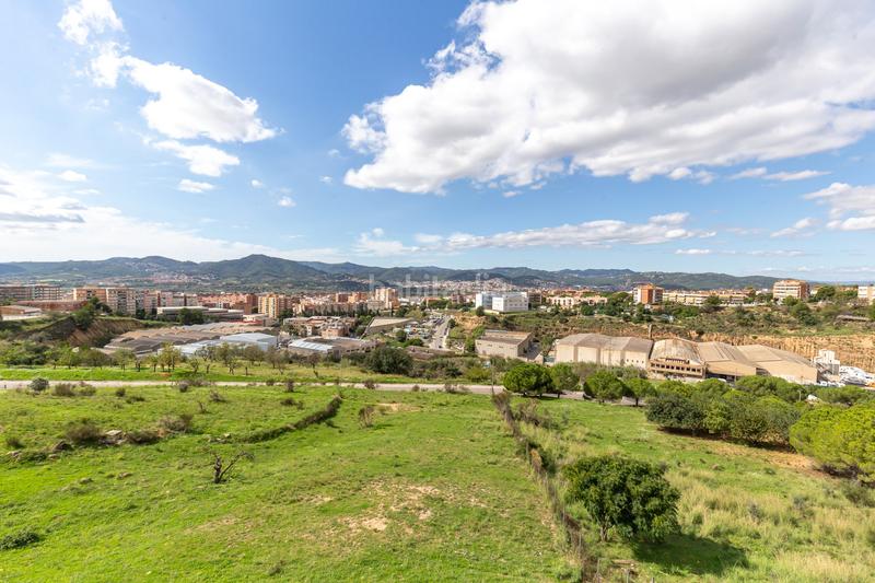 Foto f4177bcc-c274-4532-aa70-8eec91ca916d. Casa adossada amb calefacció aparcament a Mas Lluí Sant Feliu de Llobregat