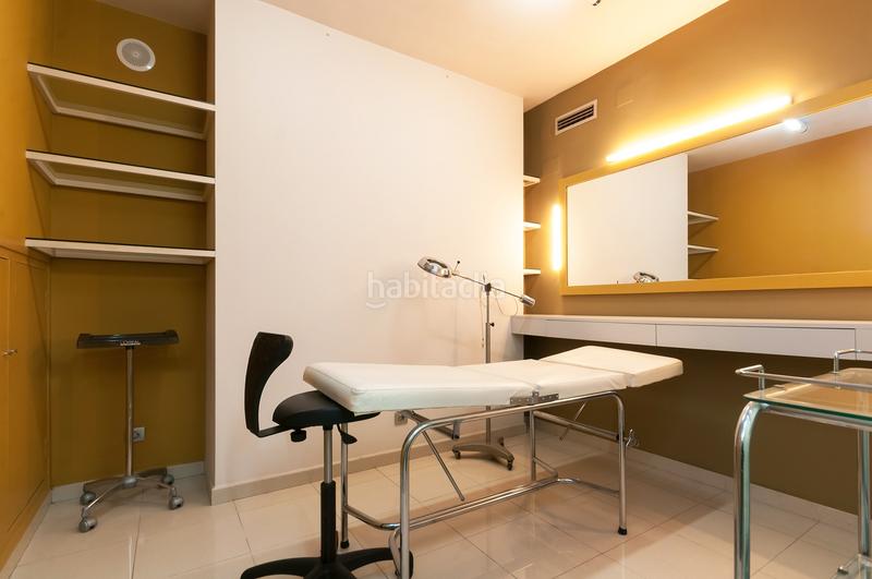 Foto 88d99f15-98dc-44bb-9c52-3a74972de527. Location local commercial dans Centre Sant Just Desvern