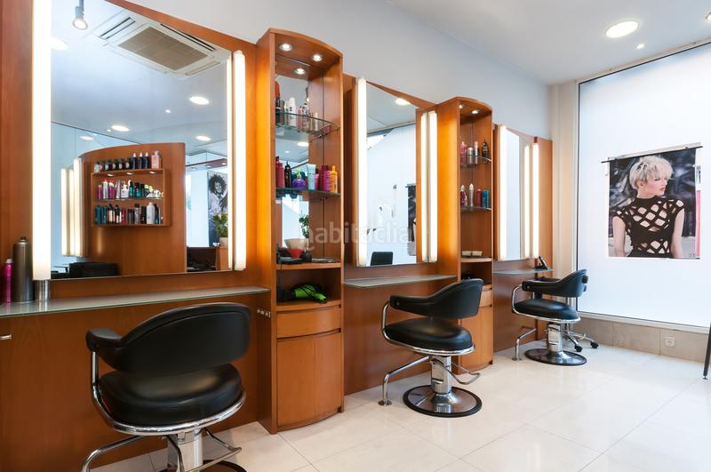 Foto f4ffe837-2413-4d7d-b0d8-0926da10ce92. Affitto locale commerciale in Centre Sant Just Desvern