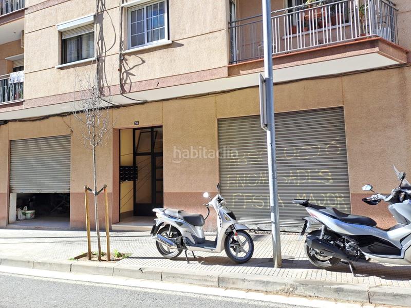 Foto 6be3bf07-8892-4ee9-aeb4-bf76c6ea42ae. Lloguer local comercial a Centre Esplugues de Llobregat