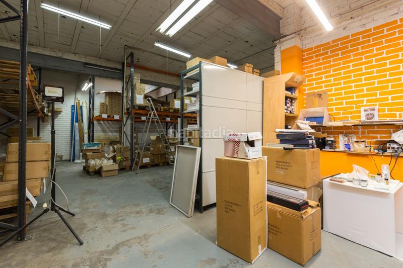 Foto ad366e07-d2f4-4f57-b6c4-196932538fda. Location local commercial dans Centre Sant Joan Despí