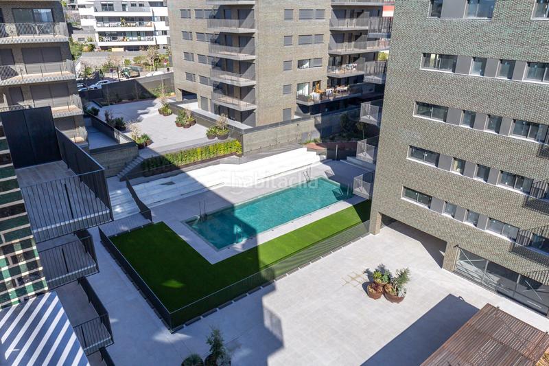 Foto 6c1d415d-e783-4905-839d-10a1217f0902. Rent penthouse with heating parking pool in Finestrelles Esplugues de Llobregat