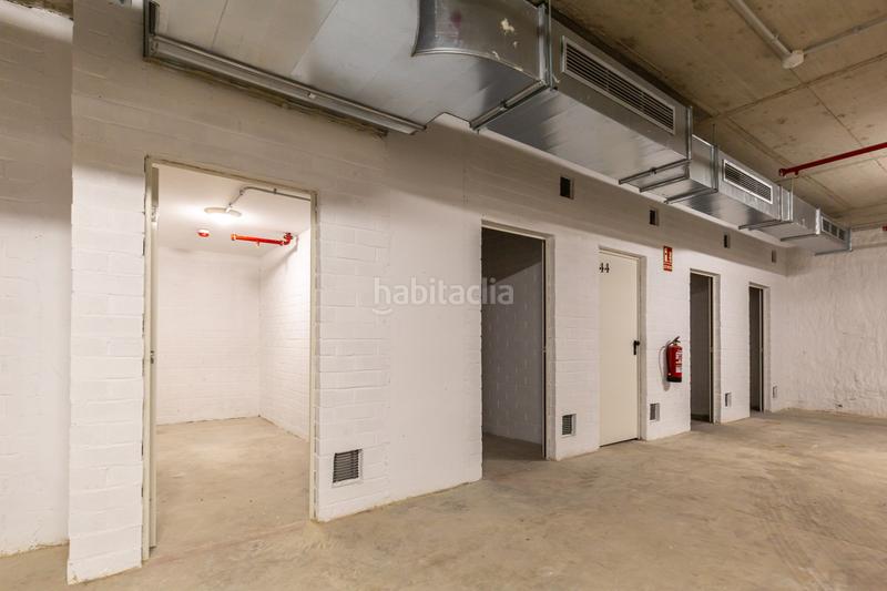 Foto b6927274-6967-4c1c-b0e8-19f0a30e720f. Miete dachwohnung mit heizung parking pool in Finestrelles Esplugues de Llobregat