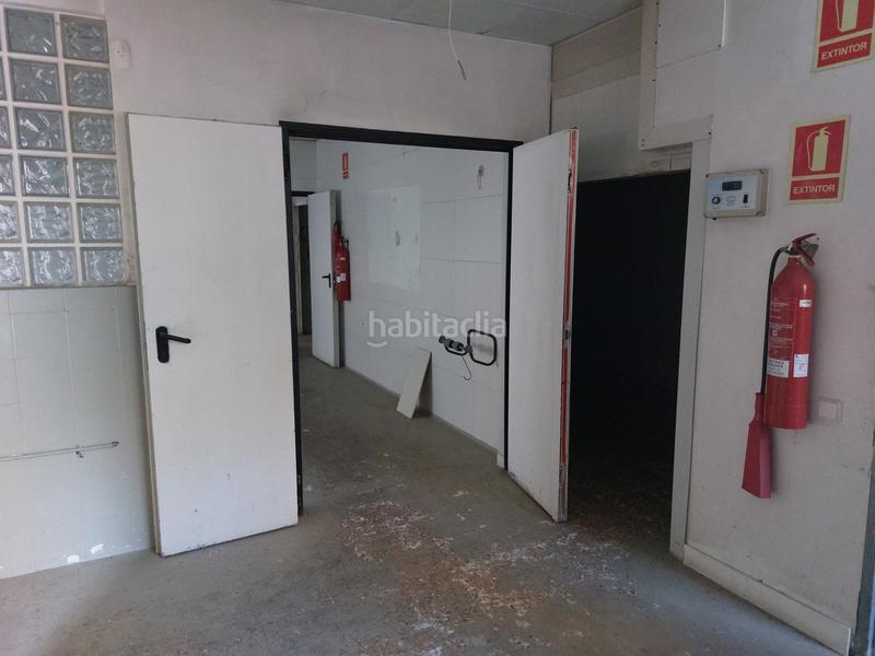 Foto 944c5105-a068-4f8b-ba7b-e2192785deb0. Local comercial en Torrent d'en Pere Parres Terrassa