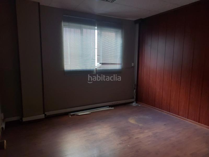 Foto bbd4d5b7-0948-4c3a-93f7-10247e7da16a. Local comercial en Torrent d'en Pere Parres Terrassa