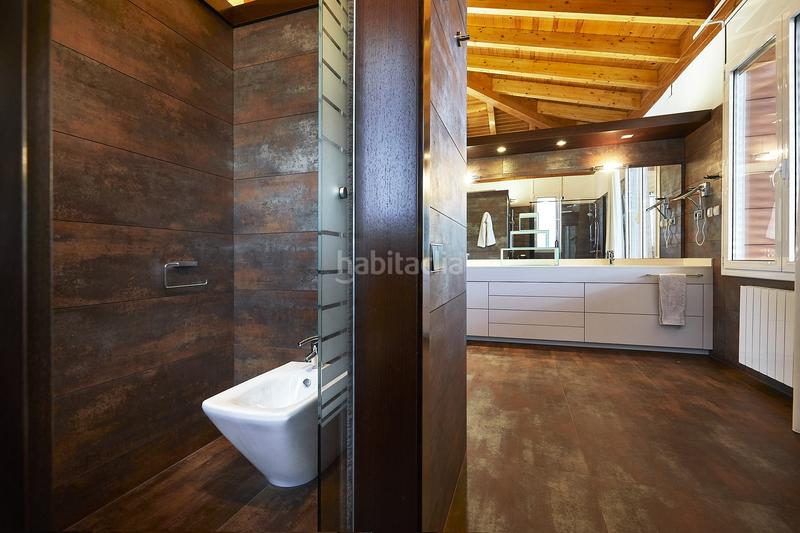 Foto 1c9a8842-d3e4-4eec-8324-dcb741533c1d. Maison jumelée avec chauffage parking piscine dans Golf-Can Trabal Sant Cugat del Vallès