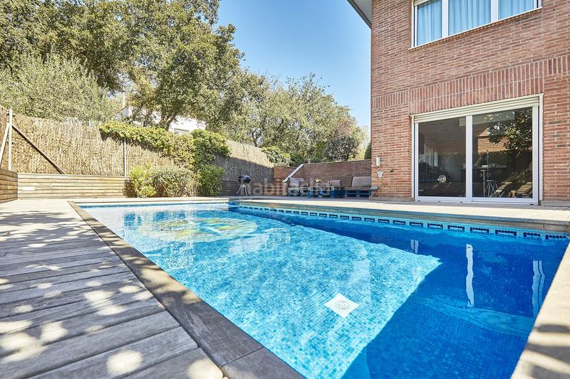 Foto 1945fcd3-ccdd-4126-9191-f4ae040bbe18. Towny house with heating parking pool in Golf-Can Trabal Sant Cugat del Vallès