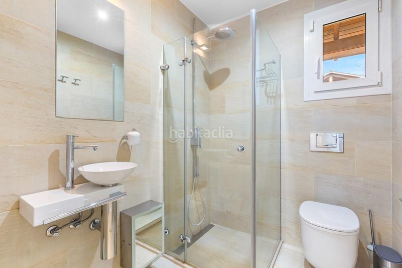 Foto cb88f9b0-42a4-46e2-9980-84439d99bdfb. Casa amb calefacció aparcament piscina a Valldoreix Sant Cugat del Vallès