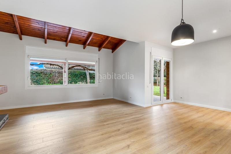 Foto da869ea0-9ffd-4352-99ff-08bfcbe4e223. Casa amb calefacció aparcament piscina a Valldoreix Sant Cugat del Vallès