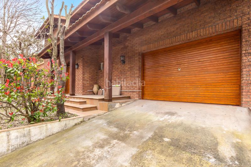 Foto e11bfc33-470c-48c9-b08d-a70d0544f3b0. Casa amb calefacció aparcament piscina a Valldoreix Sant Cugat del Vallès