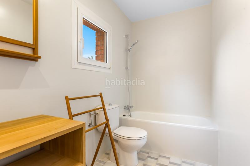 Foto f7ef9376-157a-4f22-9835-ea70e5457409. Casa amb calefacció aparcament piscina a Valldoreix Sant Cugat del Vallès