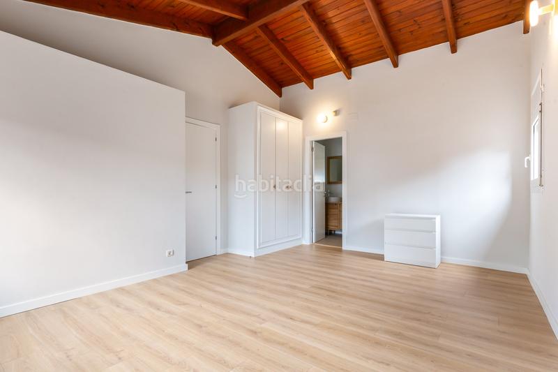 Foto f7f050dd-b68d-46e7-855b-3ecc6ff1f234. Casa amb calefacció aparcament piscina a Valldoreix Sant Cugat del Vallès