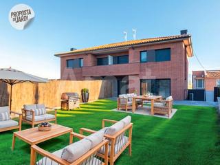 House in Carrer puigsacalm 41