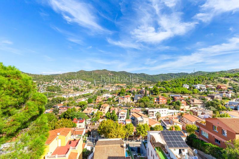 Foto 1582dec2-627c-4f98-92d2-277c91afad01. Haus mit heizung parking pool in La Miranda-Can Candeler Sant Just Desvern